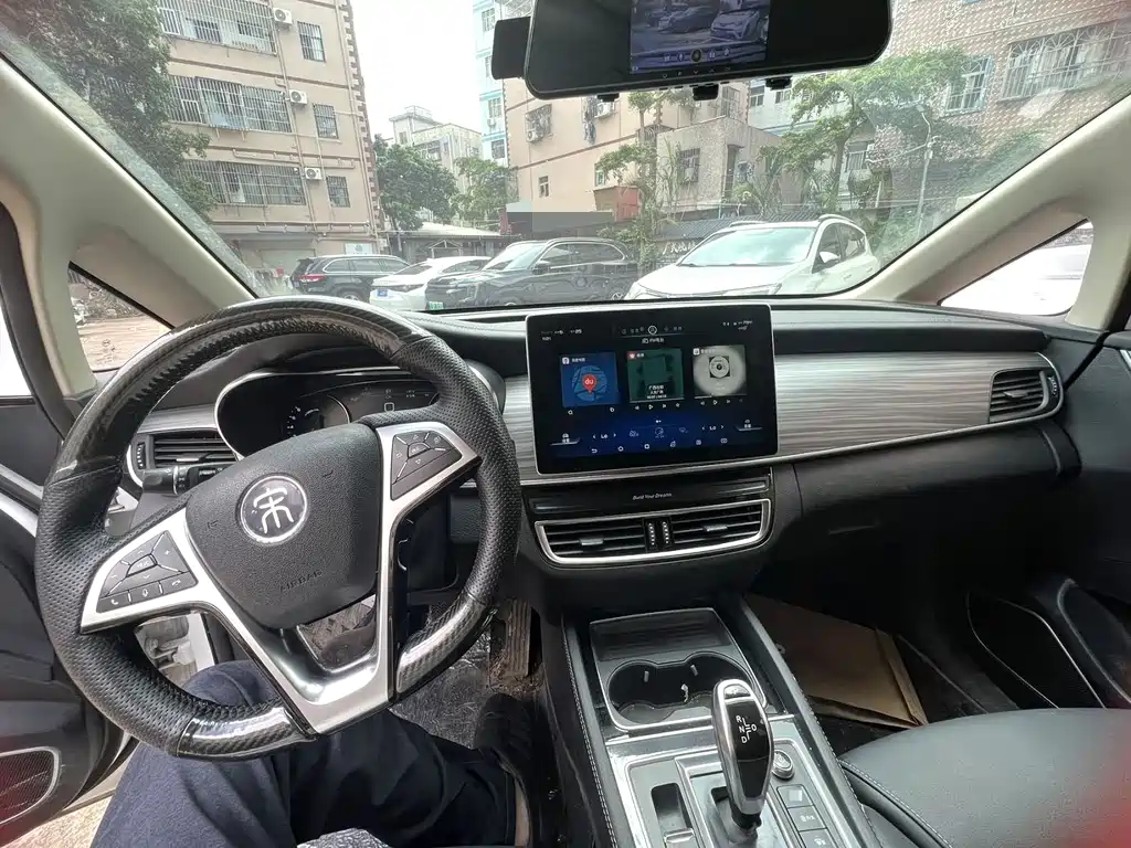 BYD MAX New Energy — миниатюра 6