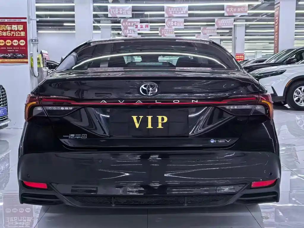 Toyota Avalon — миниатюра 8