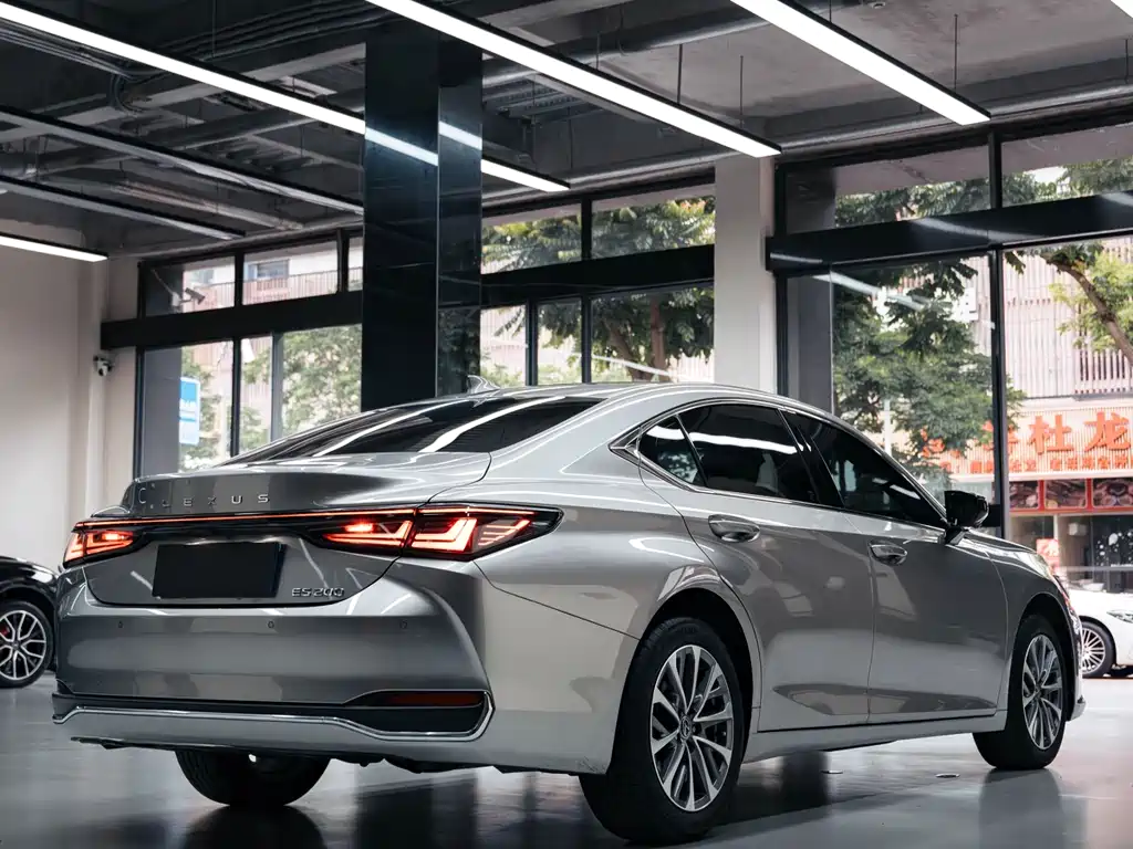 Lexus ES 2025 200 Premium