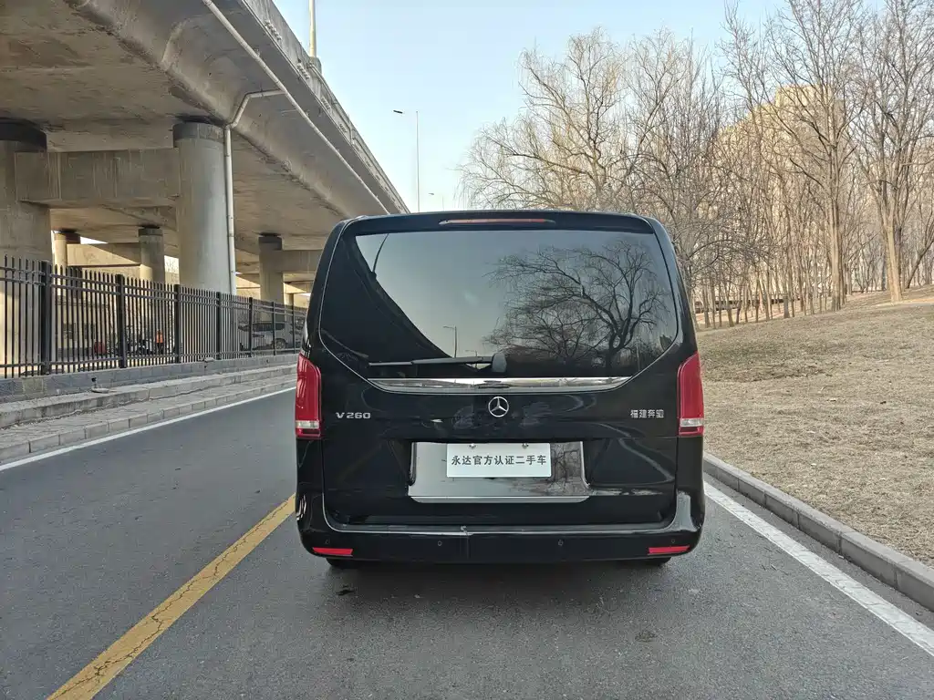 MERCEDES-BENZ V CLASS