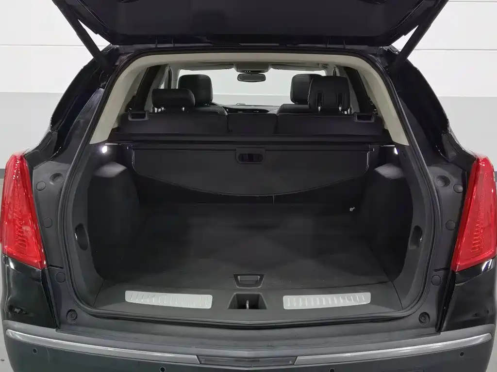 Cadillac XT5 — миниатюра 16