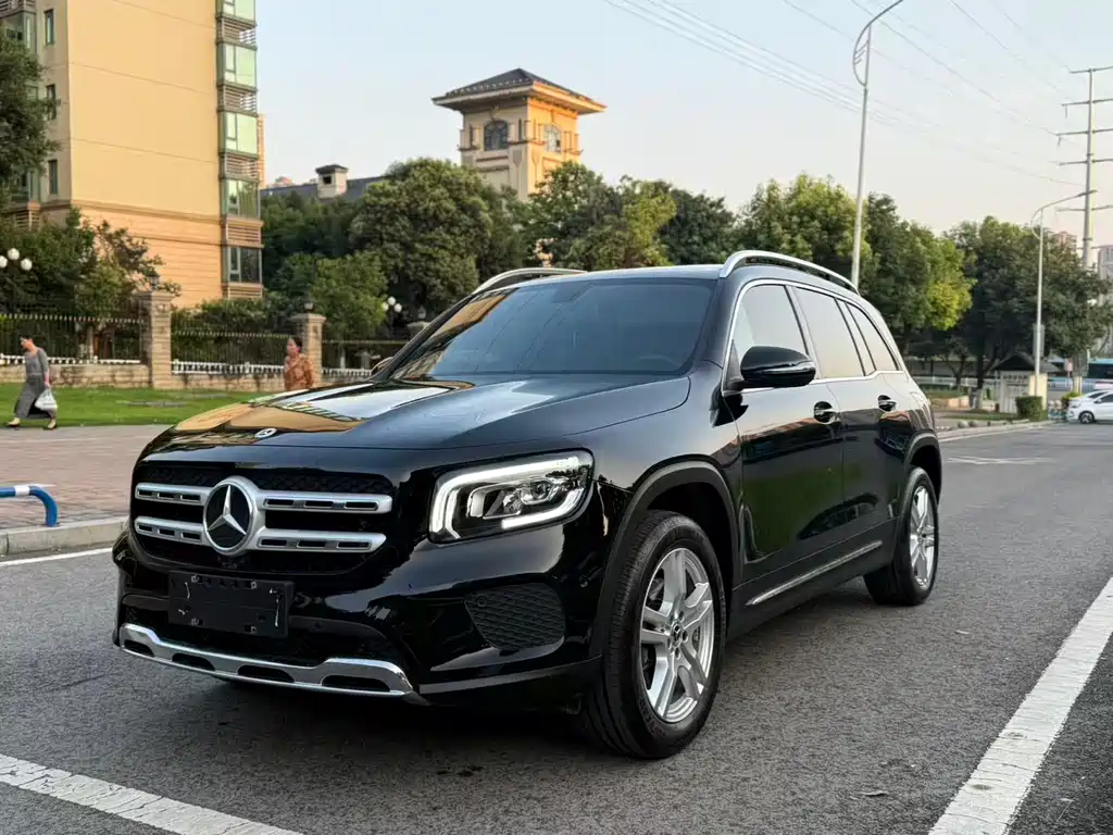Mercedes-Benz GLB 2022 Facelift GLB 200 Fashion Type