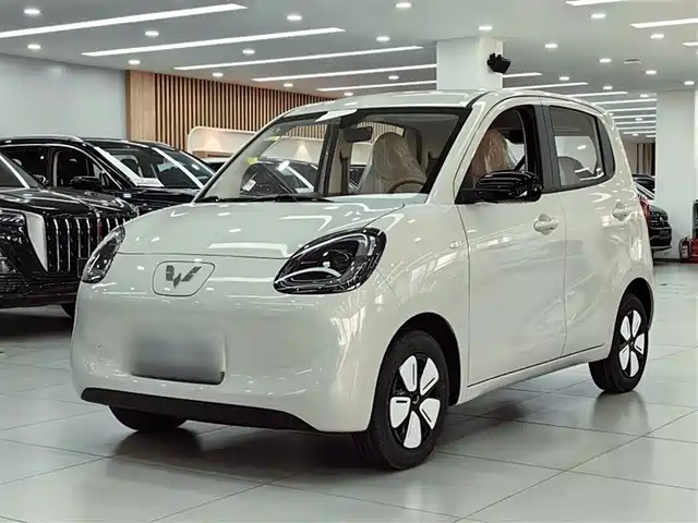 WULING AUTOMOBILE HONGGUANG MINIEV 2025