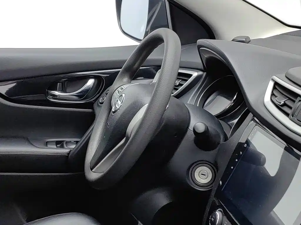 Nissan Qashqai — миниатюра 22