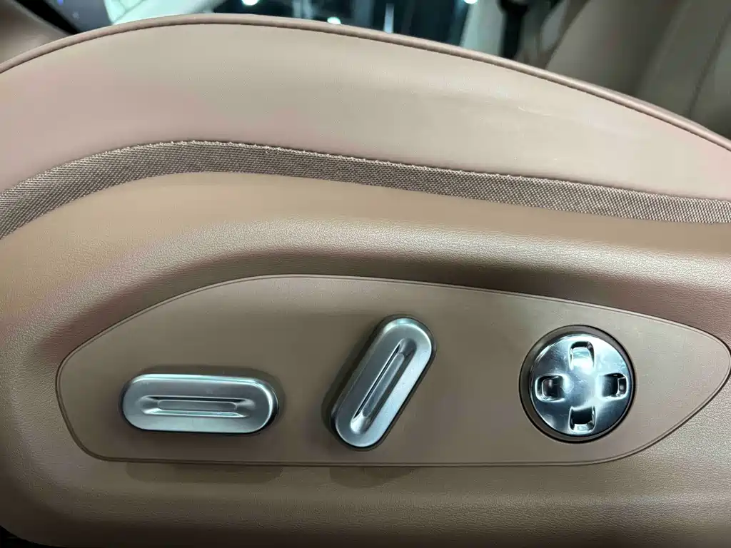 Leapmotor C11 2026 640