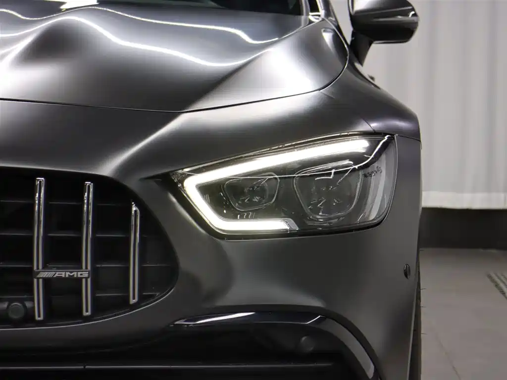 MERCEDES-BENZ AMG GT