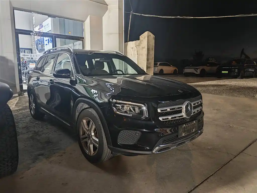 Mercedes-Benz GLB — миниатюра 3