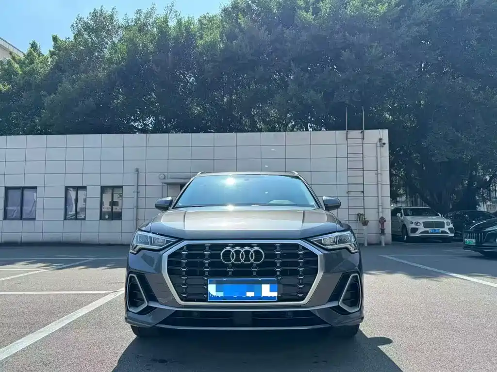 Audi Q3 — миниатюра 2