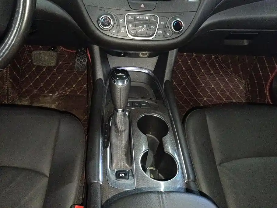 Chevrolet Malibu XL — миниатюра 16