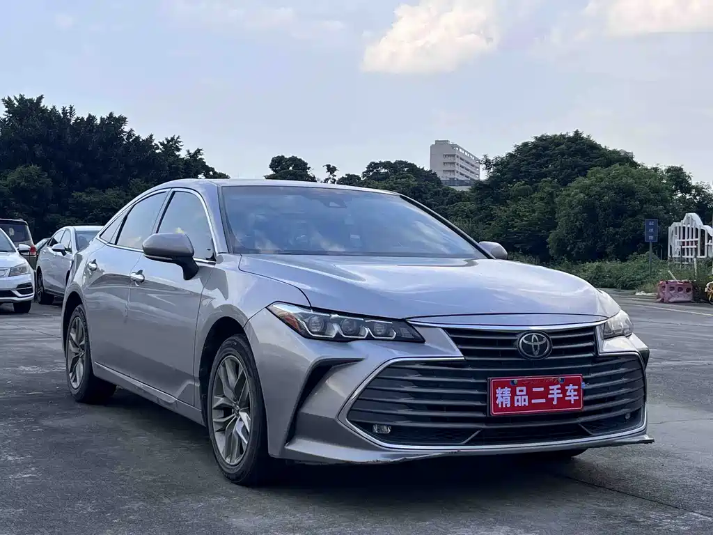 Toyota Avalon — миниатюра 3
