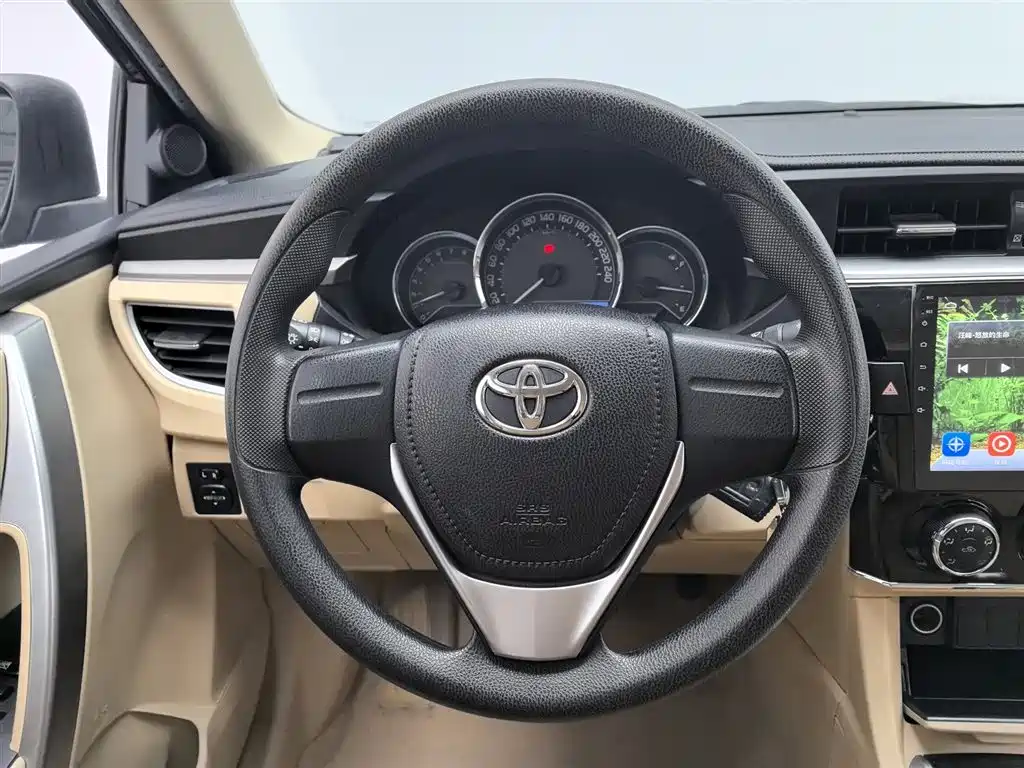 TOYOTA COROLLA