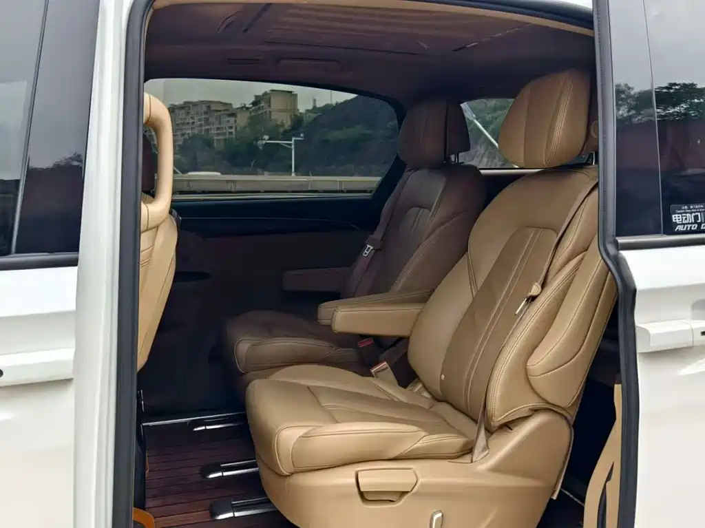Buick GL8 2021 ES 653T Premium