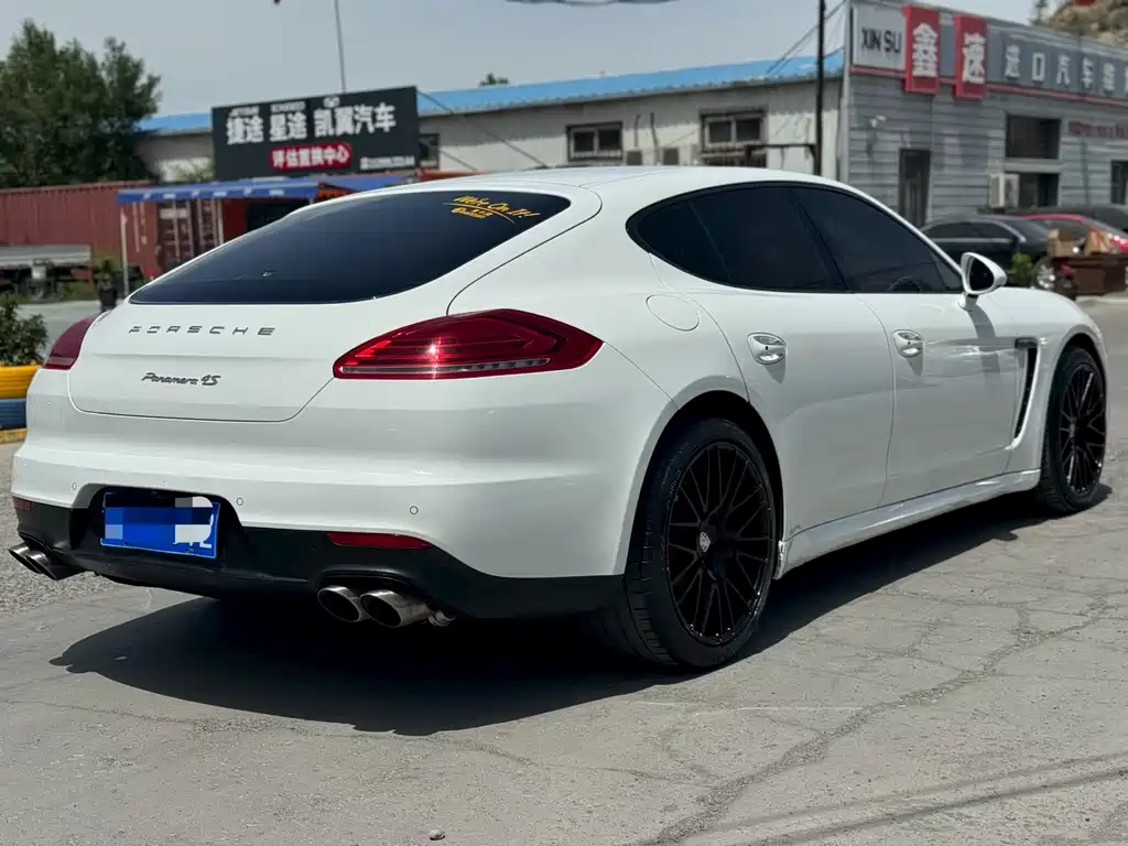 Porsche Panamera 2014 Panamera 4 3.0T