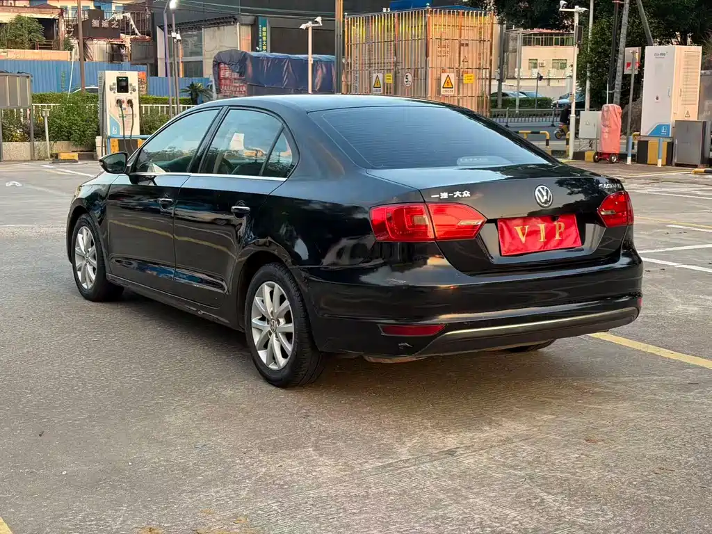 Volkswagen Sagitar — миниатюра 9