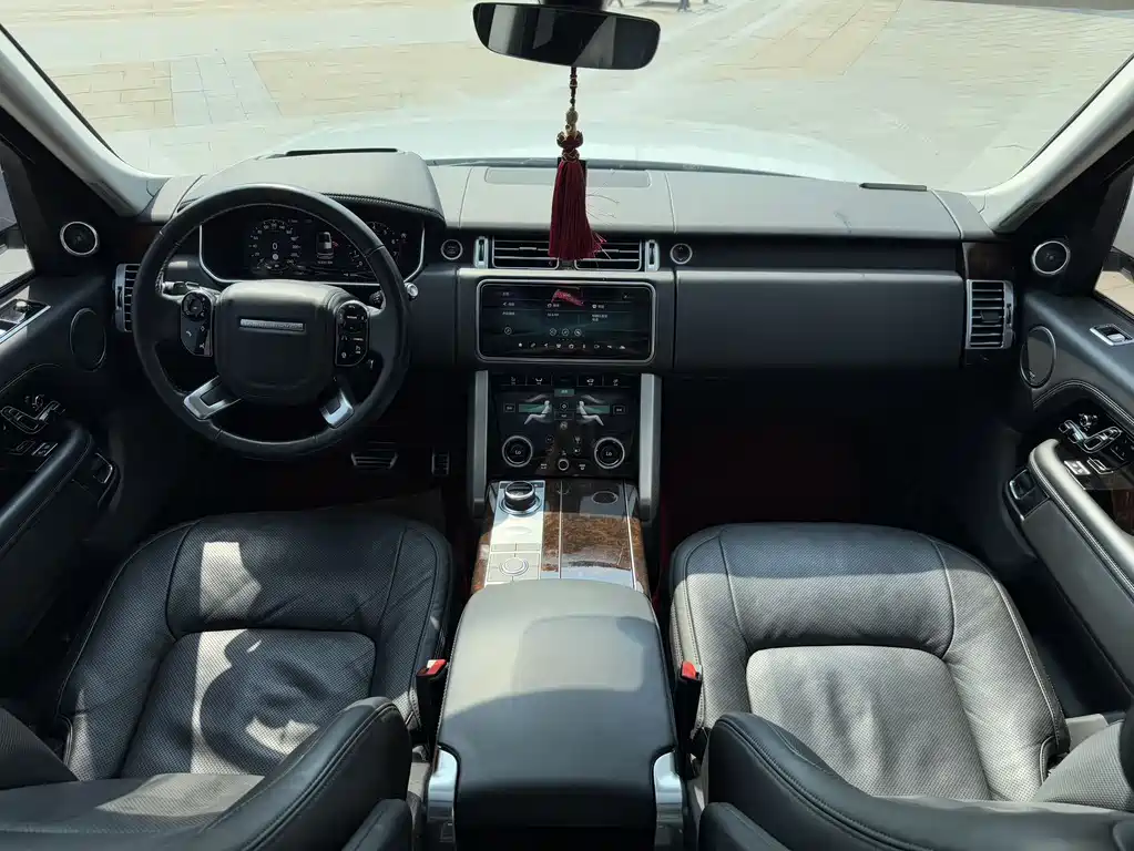 Land Rover Range Rover 2020 3.0 L6 Long Wheelbase