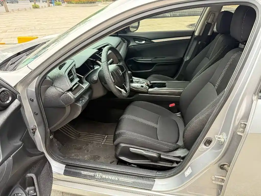 Honda Civic — миниатюра 4