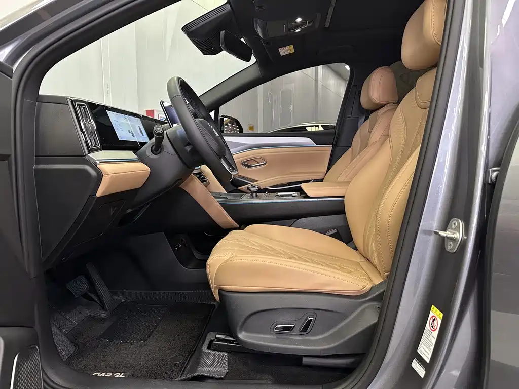 BYD L DM-i — миниатюра 10