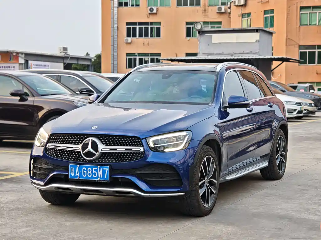 MERCEDES-BENZ GLC