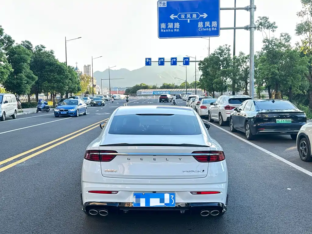Geely Xingrui — миниатюра 14