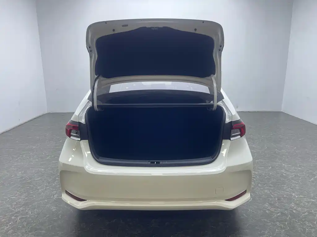 Toyota Corolla — миниатюра 7