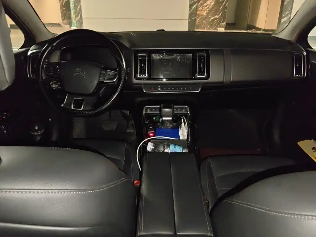 Citroen C6 — миниатюра 5