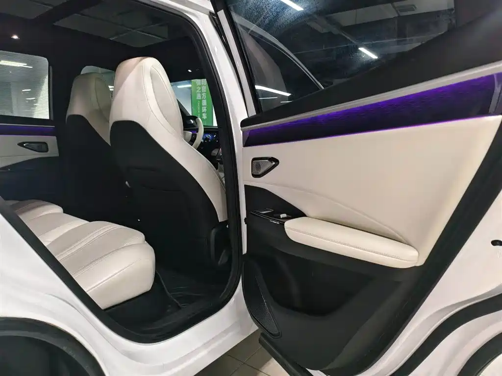 GEELY GALAXY GALAXY L7