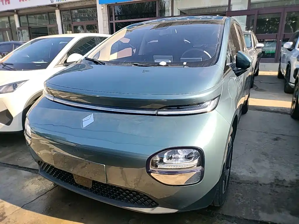 Baojun Yunduo — миниатюра 3