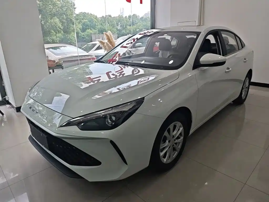 Roewe i5 2026 1.5L CVT Luxury Edition
