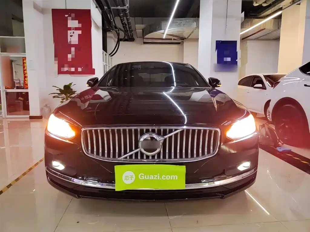 Volvo S90 2021 B5 Luxury