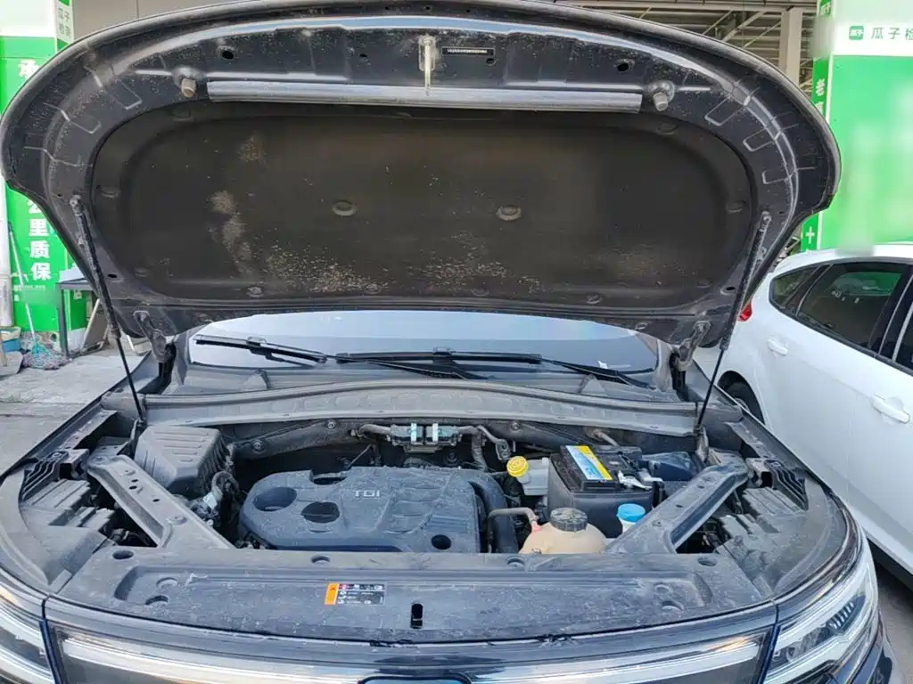 Roewe RX5 MAX — миниатюра 20