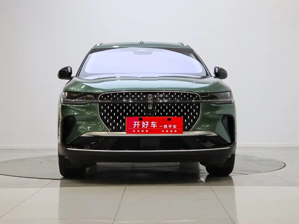 Lincoln Nautilus 2023 2.0T Premium