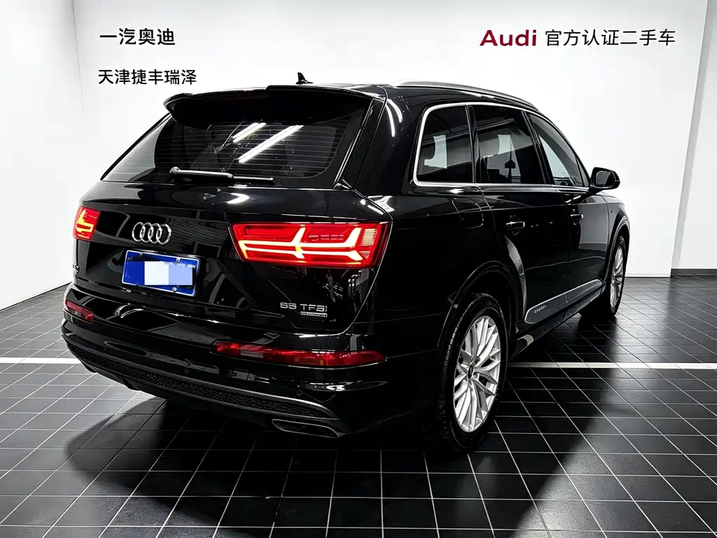 Audi Q7 — миниатюра 4