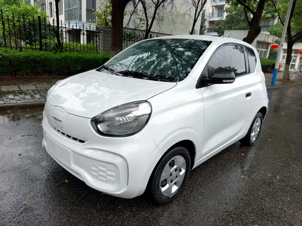 Roewe Clever — миниатюра 2