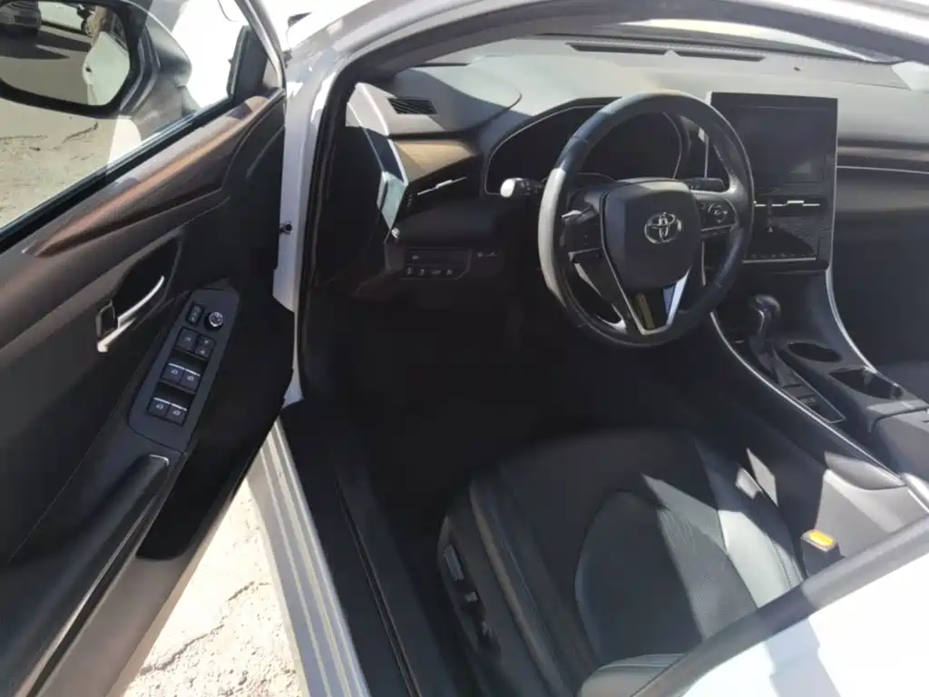 Toyota Avalon — миниатюра 16