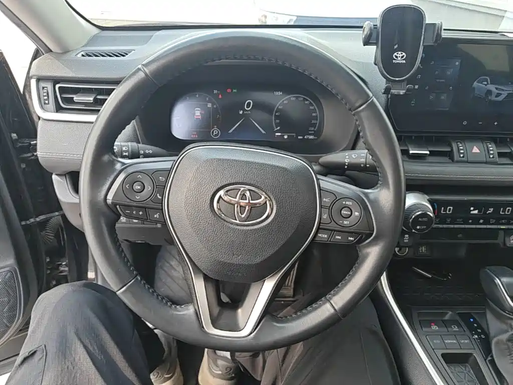 Toyota Wildlander — миниатюра 11