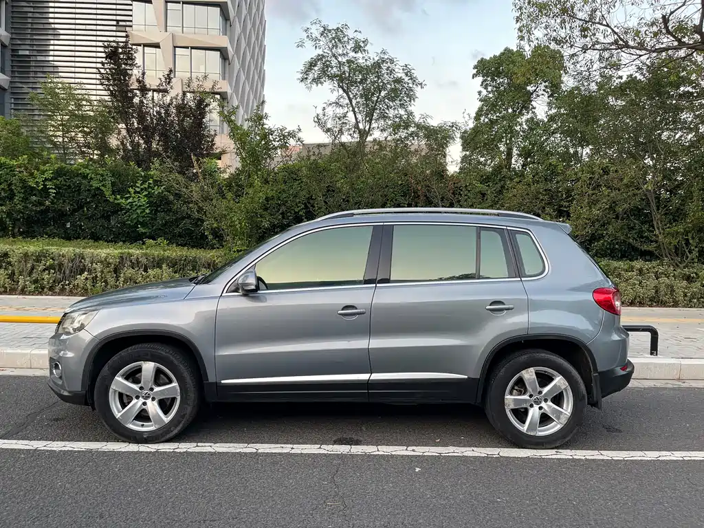 Volkswagen Tiguan — миниатюра 3