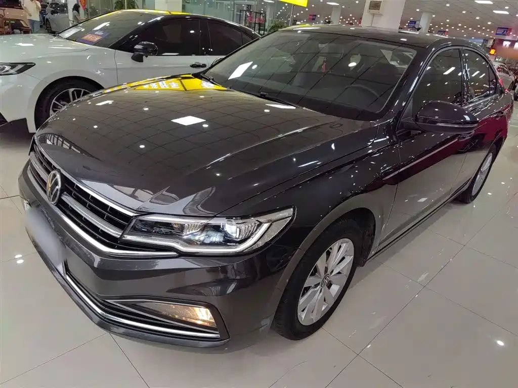 Volkswagen Bora 2021