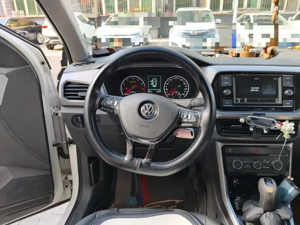Volkswagen T-Cross — миниатюра 11