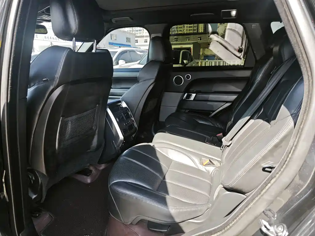 Land Rover Range Rover Sport 2016 3.0 SDV6 HSE