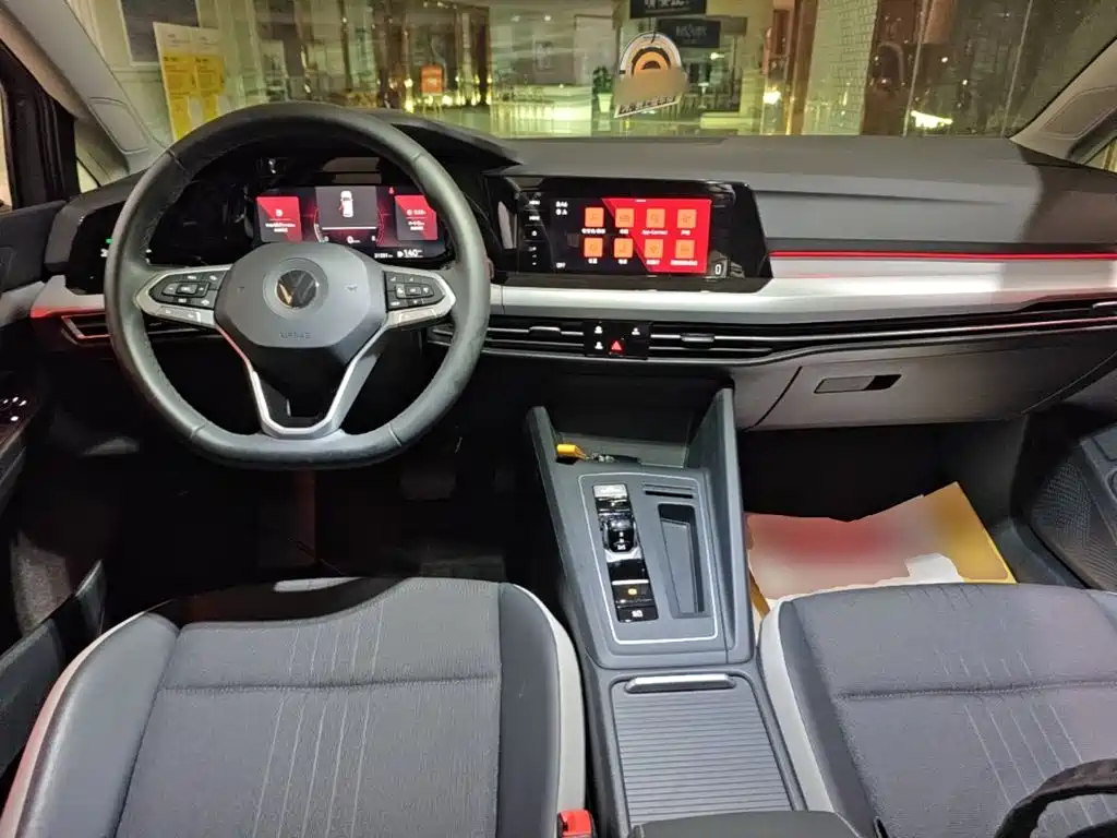 Volkswagen Golf — миниатюра 10