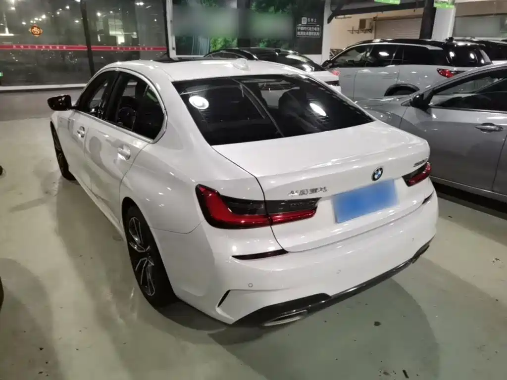 BMW 3 Series — миниатюра 5