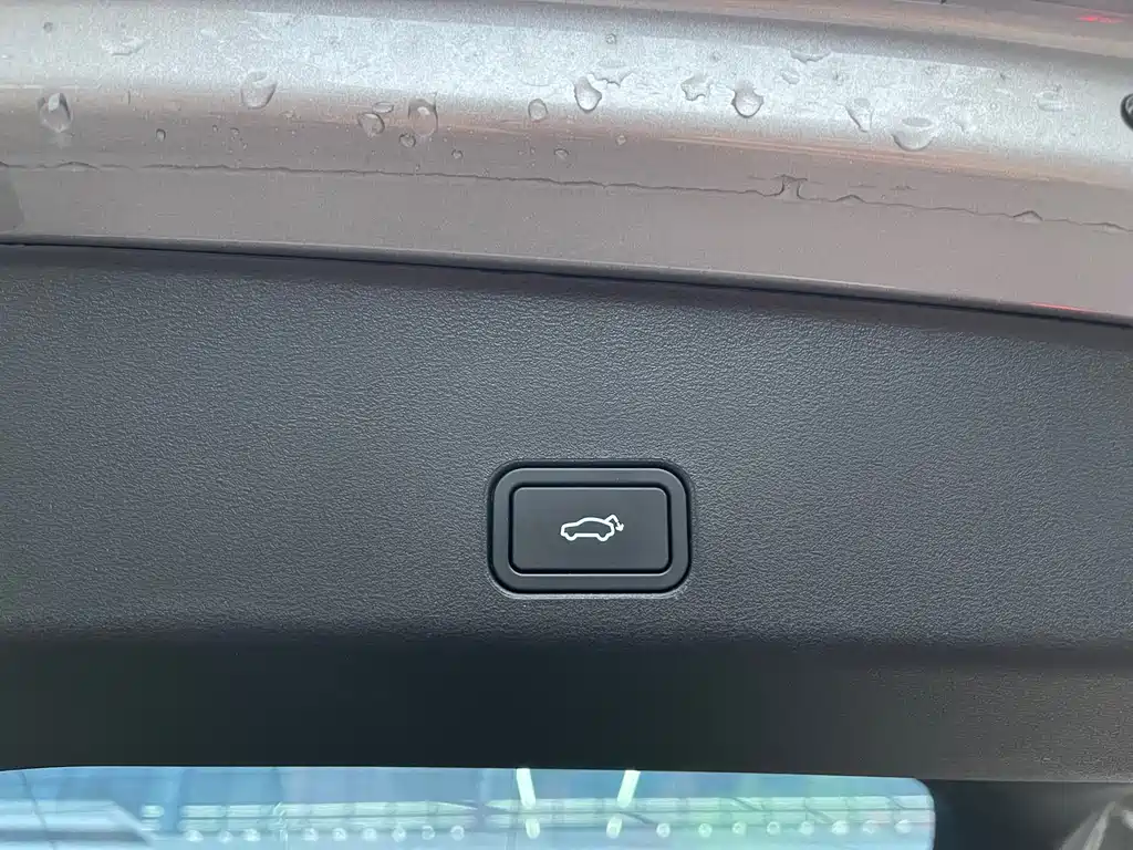 GEELY AUTOMOBILE XINGYUE L