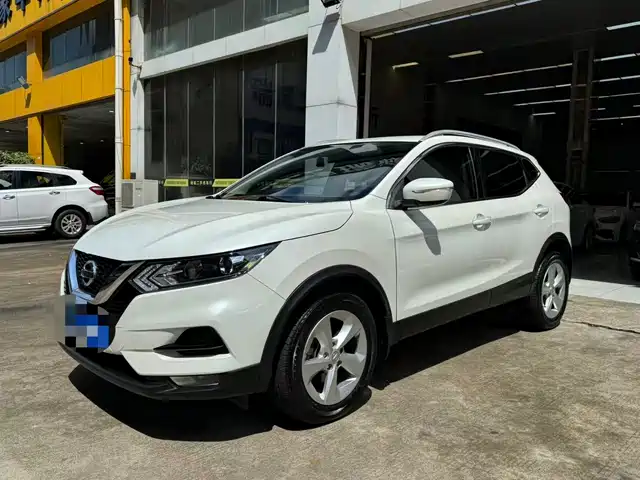 NISSAN QASHQAI 2020