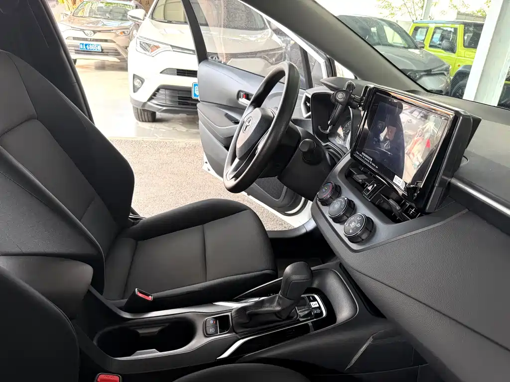 Toyota Corolla — миниатюра 15