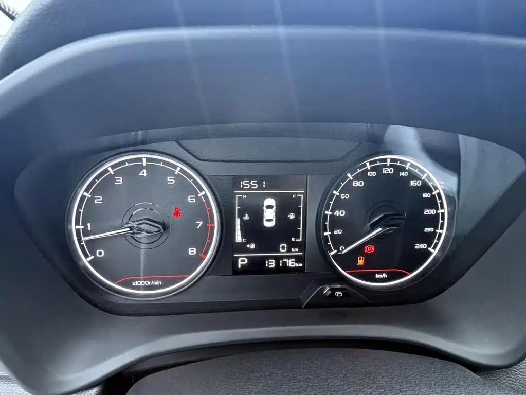 Geely Vision X3 — миниатюра 15