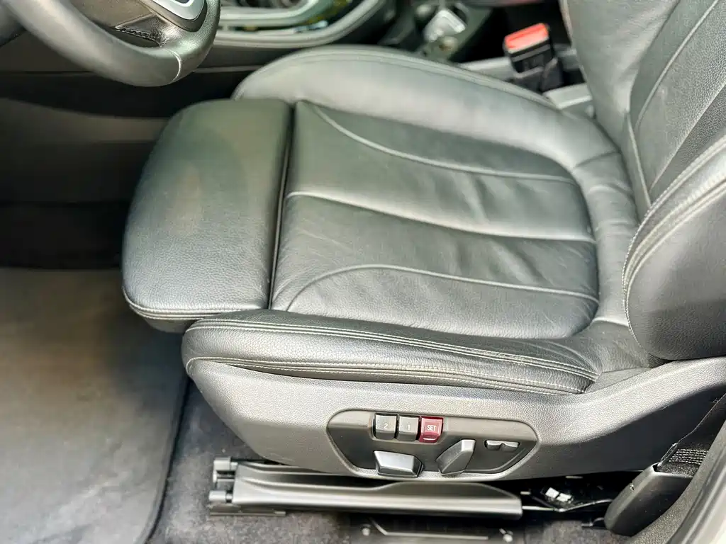 BMW 2 Series Active Tourer (Import) — миниатюра 19