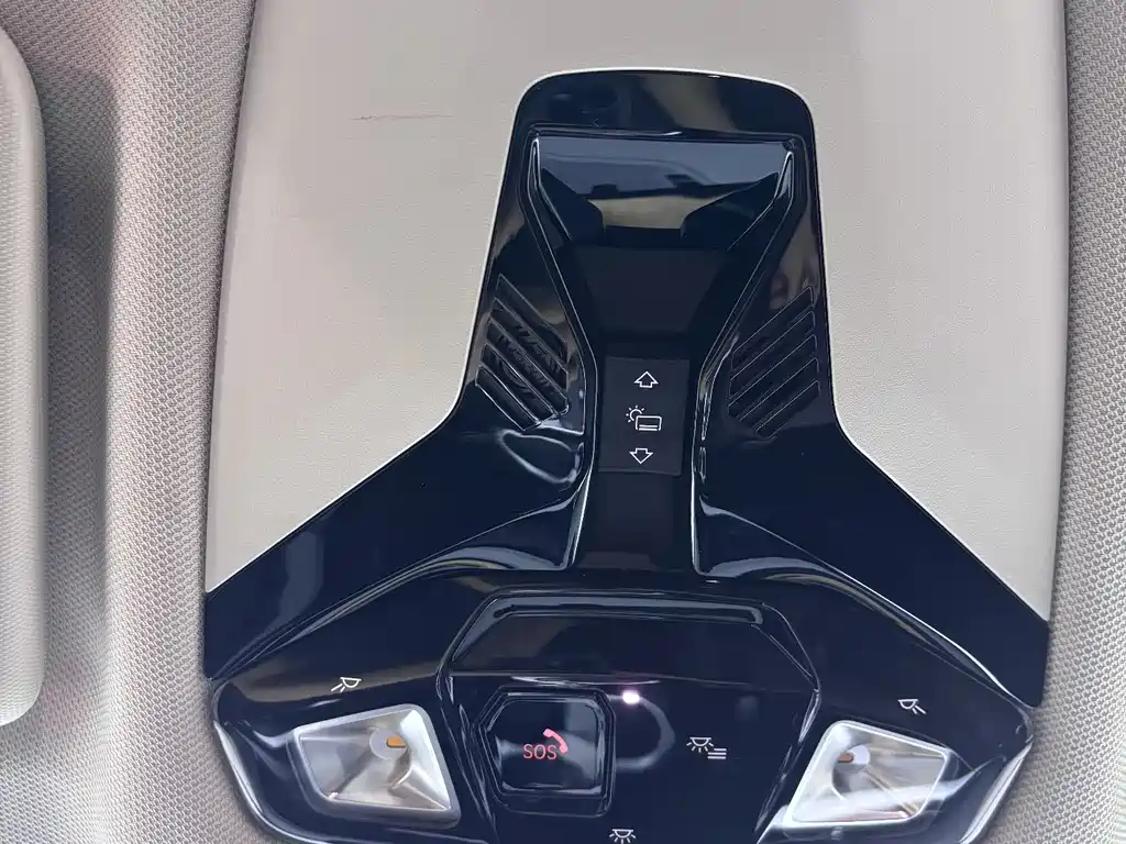 BMW X1 — миниатюра 13
