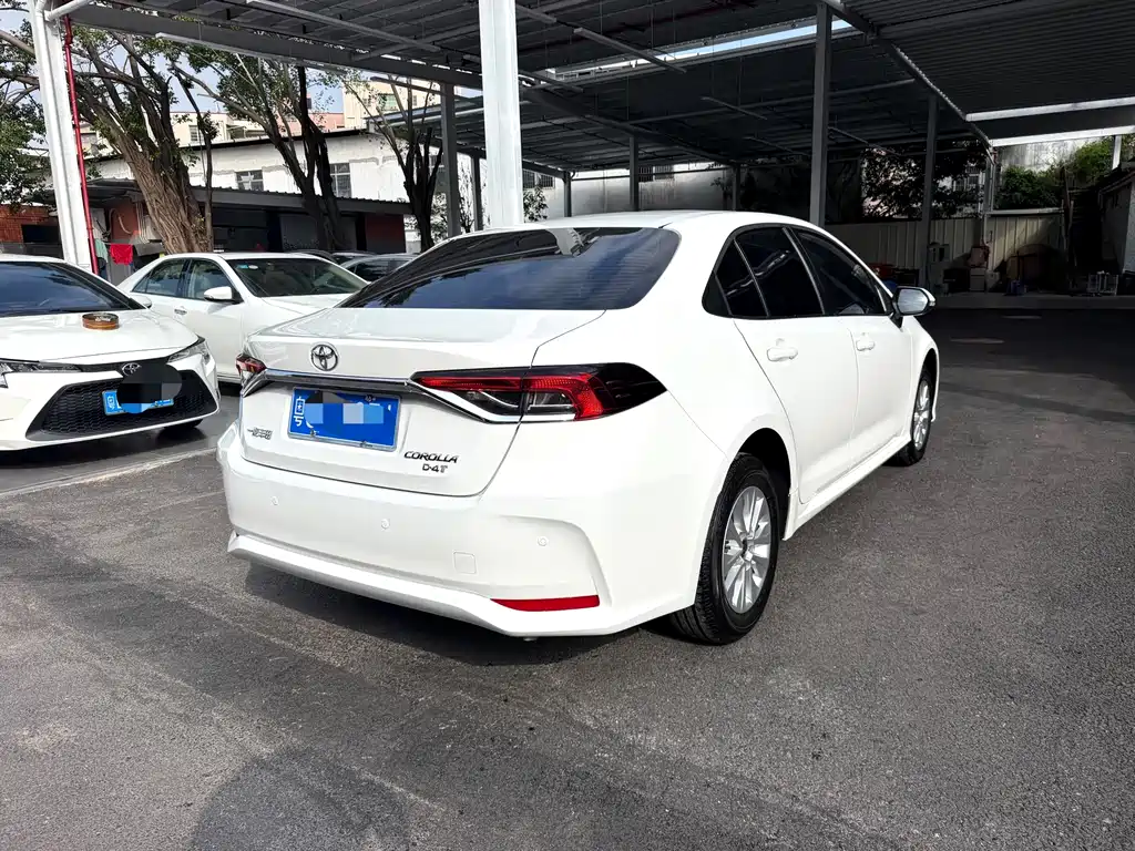 Toyota Corolla — миниатюра 5