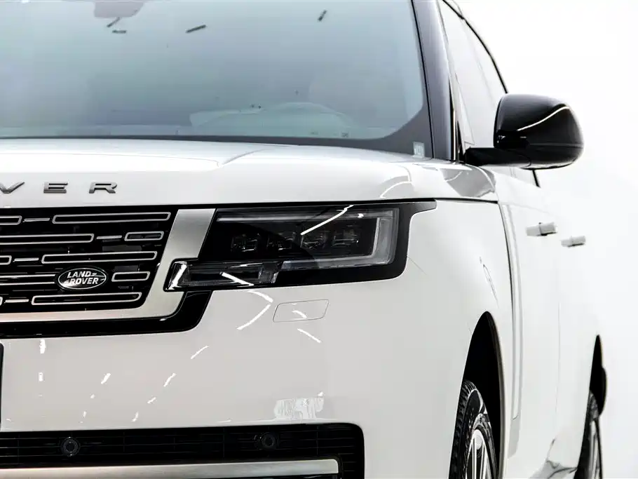 Land Rover Range Rover 2025 3.0 L6 400PS Long Wheelbase