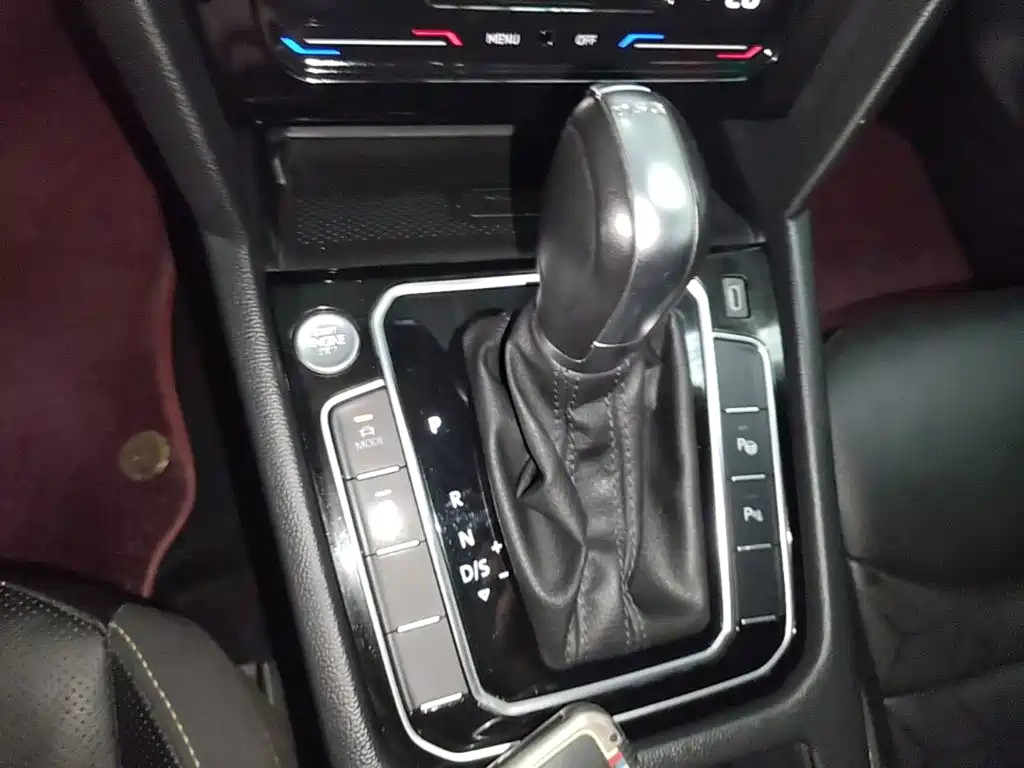 Volkswagen CC — миниатюра 14